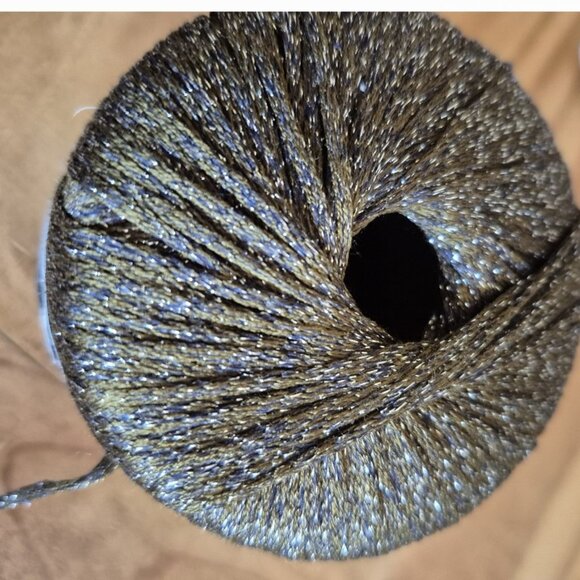 S. Charles Silk Fine Italian Yarns-Stella -4 balls - Picture 4 of 5